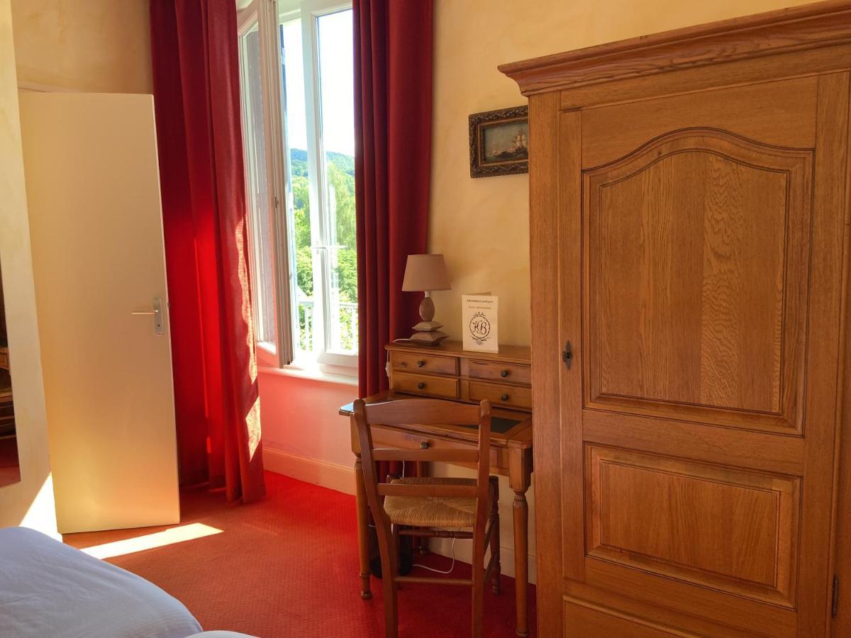 Hotel Beausejour Vic-sur-Cère エクステリア 写真