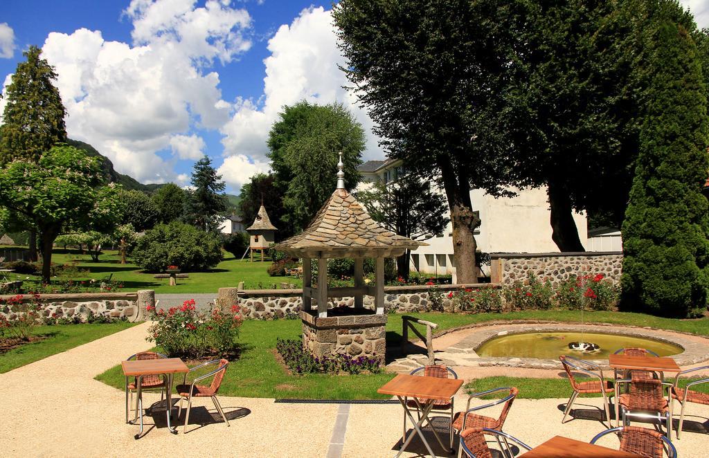 Hotel Beausejour Vic-sur-Cère エクステリア 写真