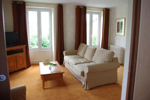 Hotel Beausejour Vic-sur-Cère 部屋 写真